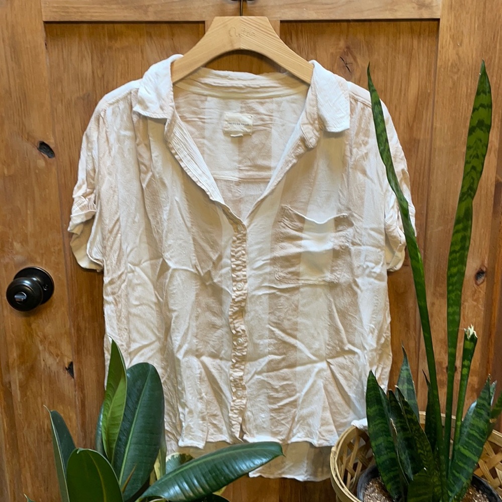 American eagle button up